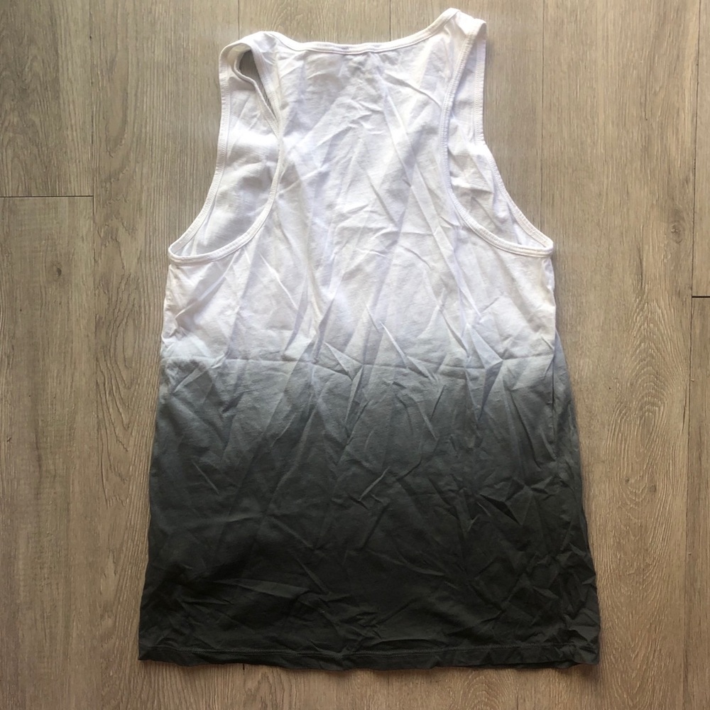 Gradient Tank Top - Picture 3 of 3